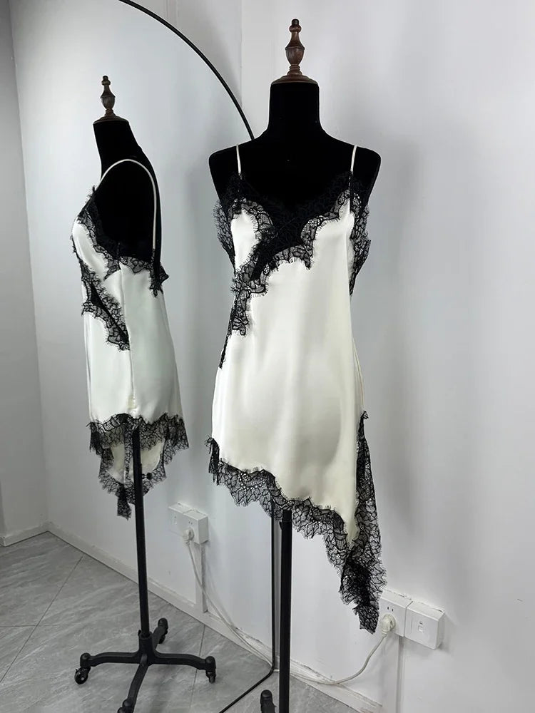 Tuularose Sexy Lace Tank Top Women Solid Lace Patchwork Asymmetrical Camis Top Summer Streetwear Party Outfit Vacation Women Top | Color:White And Black